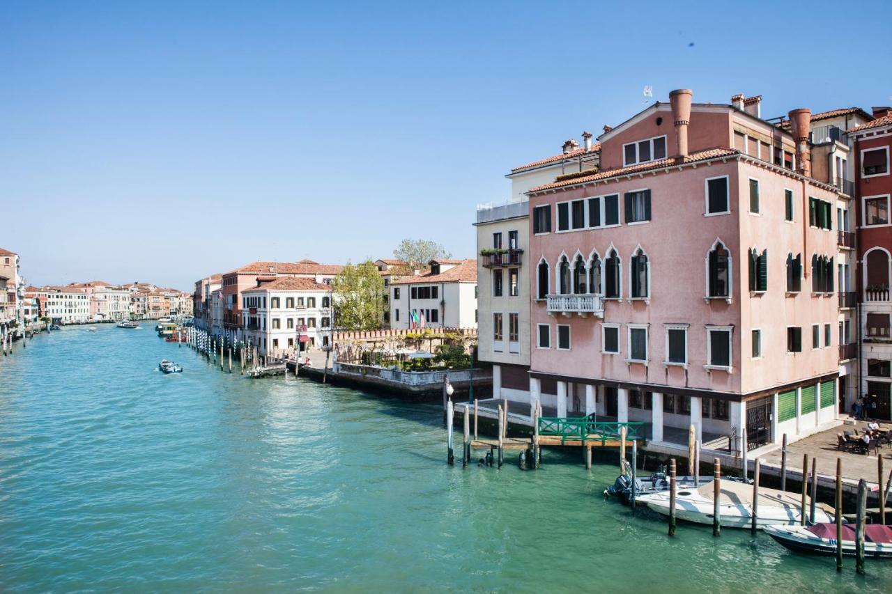 Palazzetto Foscari Bed and Breakfast Venedig Exteriör bild