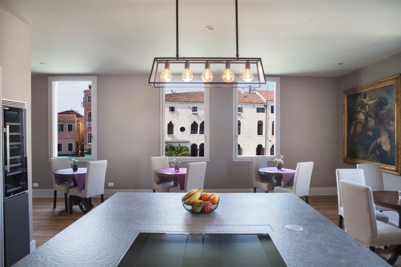 Palazzetto Foscari Bed and Breakfast Venedig Exteriör bild